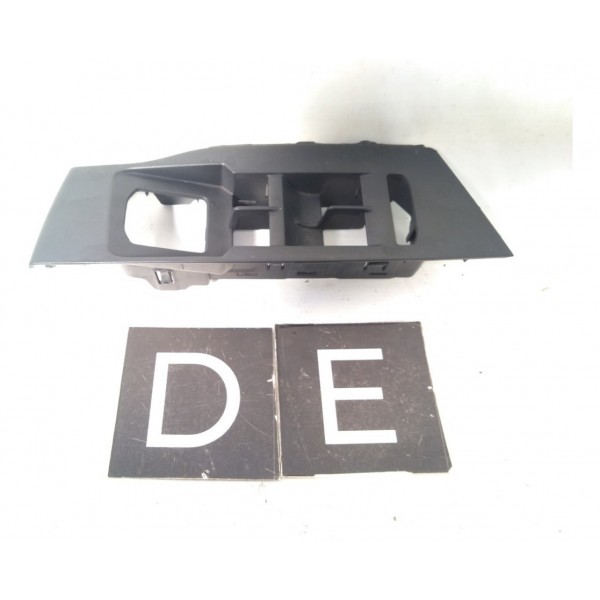 Moldura Botao Vidro Dianteiro Esquerdo T-cross 2019 - 22