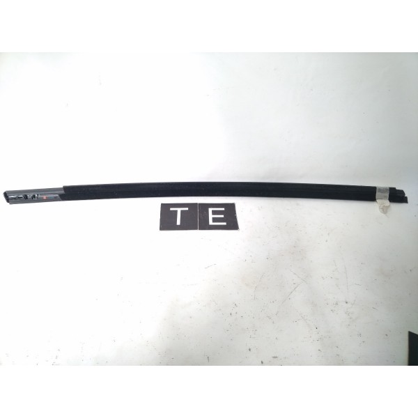 Pestana Externa Traseira Esquerda Ford Ecosport 2013