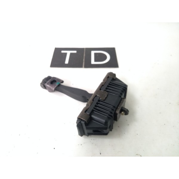 Limitador Porta Traseira Direita Esquerda Bmw X5 1999 2005