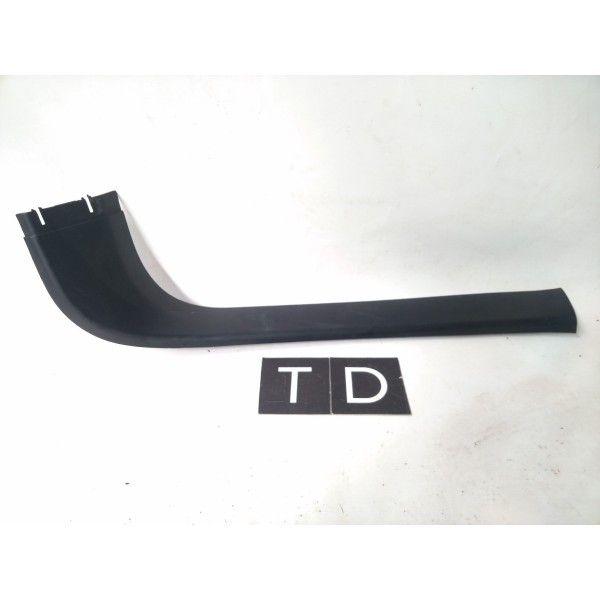 Moldura Lateral Porta Mala Direito Bmw X5 1999 2005 Detalhe