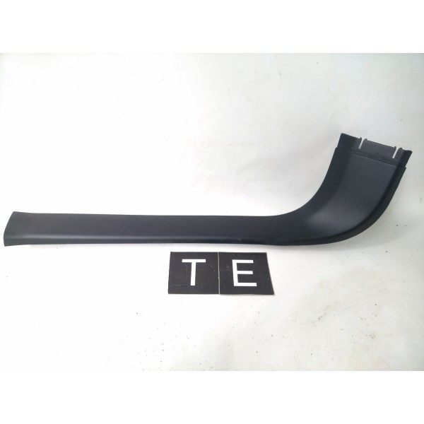 Moldura Lateral Porta Mala Esquerdo Bmw X5 1999 2005 Detalhe