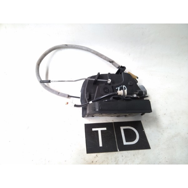 Trava Fechadura Porta Traseira Direita Bmw E53 X5 1999 2005