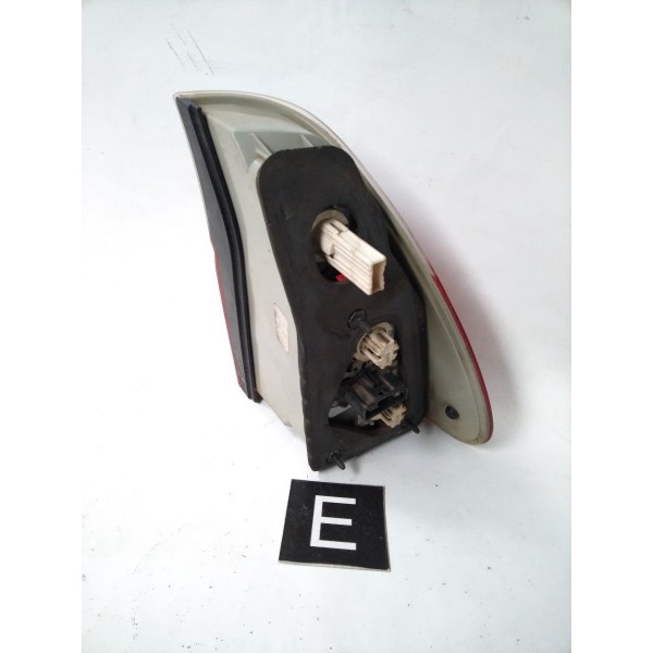 Lanterna Traseira Lateral Esquerda Bmw E53 X5 1999 2005 Esquerdo