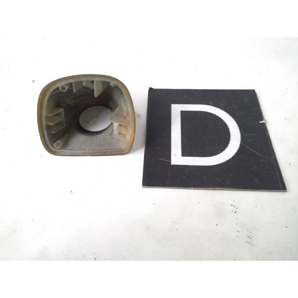 Acabamento Esguicho Limpador Direito Bmw E53  X5 1999 2005