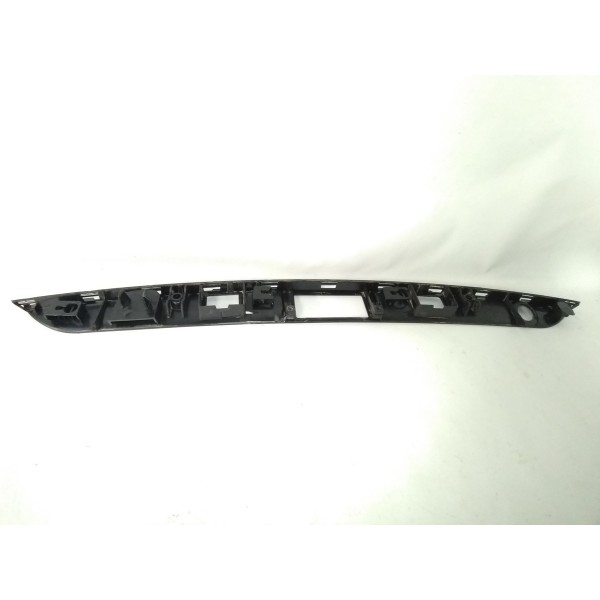 Moldura Aplique Tampa Traseiro C180 C200 W204 2007 2014  Preto