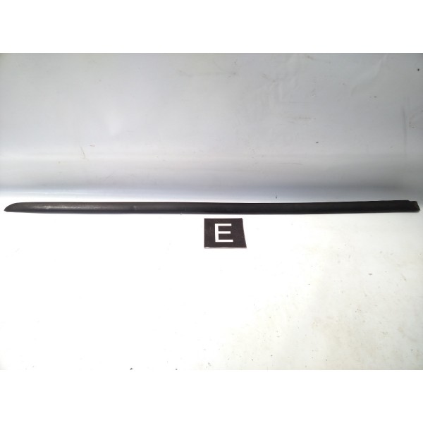 Acabamento Lateral Parabrisa Esquerdo Audi A8 2003 - 2009