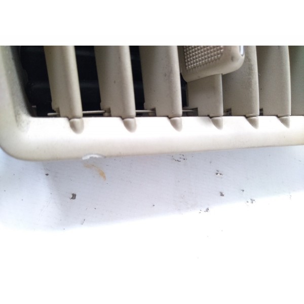 Difusor Traseiro Direito 4e0819794c Audi A8 03 2009 Detalhe