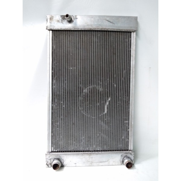 Radiador  Audi A8 2003 - 2009 Detalhe
