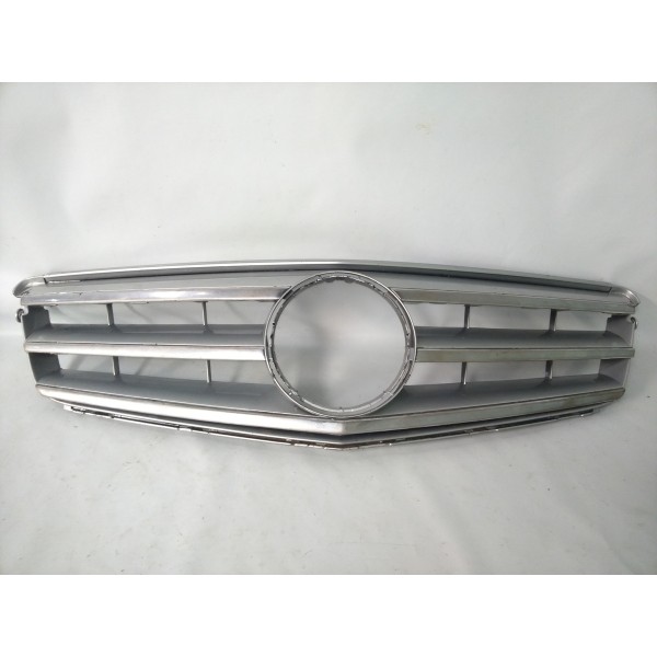 Grade Dianteiro C180 C200 W204 2007 2014  Brilhante