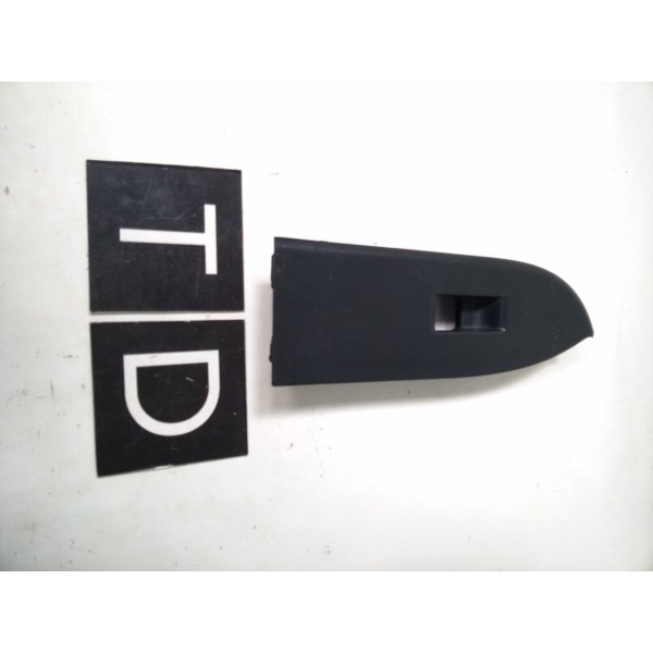 Moldura Botao Vidro Eletrico Traseiro Direito Vitara 12-19