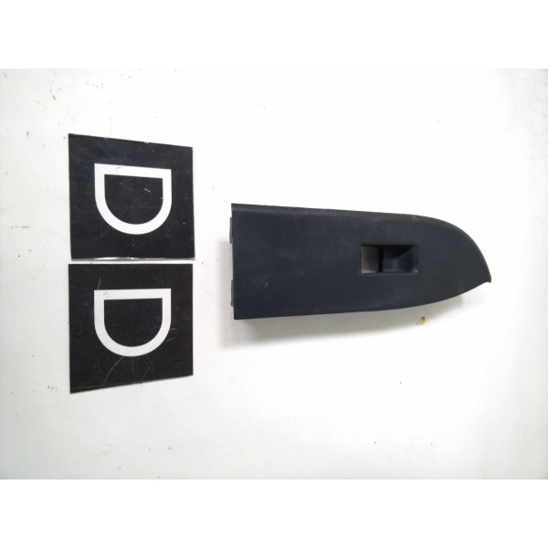 Moldura Botao Vidro Eletrico Dianteiro Direito Vitara 12-19
