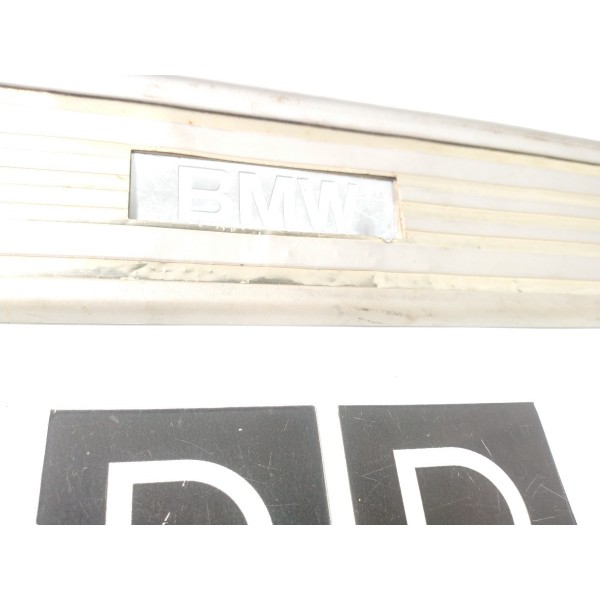 Soleira Interna Dianteira Direita Bmw 540 1987- 1996 Detalhe