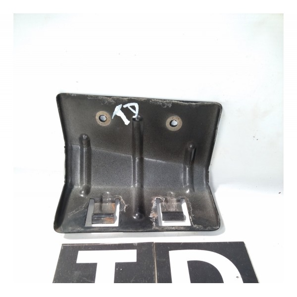 Guia Parachoque Traseiro Direito Lifan 620 2009 2013