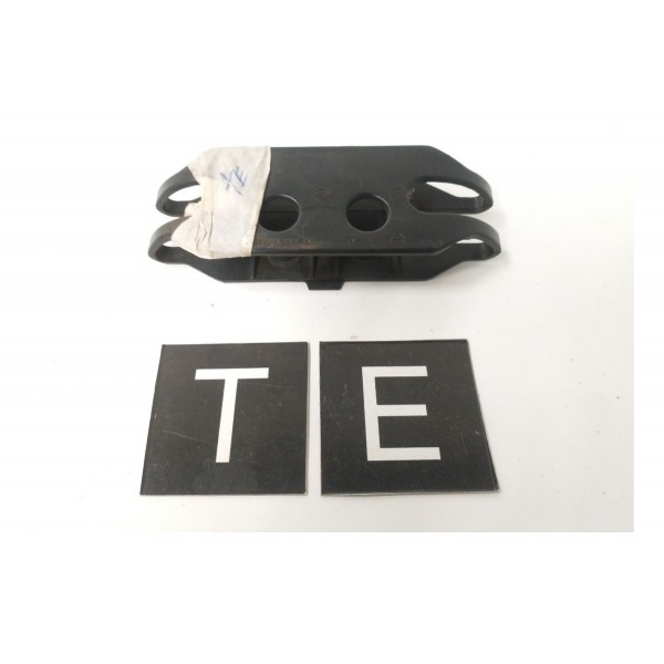 Guia Parachoque Traseiro Esquerdo 1944543 Bmw E34 540 87-96