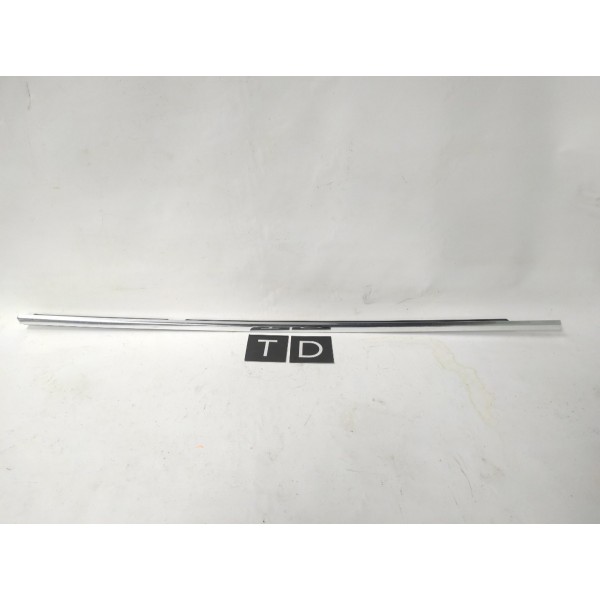 Pestana Externa Cromada Traseira Direita E46 330 320 98-05