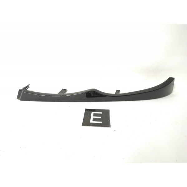 Friso Inferior Farol Esquerdo Bmw E46 330 320 01-05  Detalhe