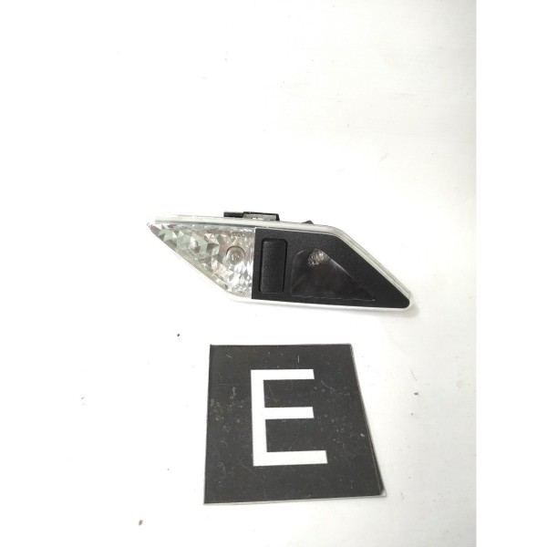 Luz Cortesia Lateral Traseira Esquerda Bmw E46 330 320 98-05