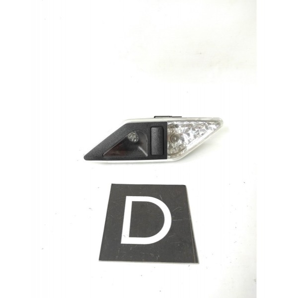 Luz Cortesia Lateral Traseira Direita Bmw E46 330 320 98- 05